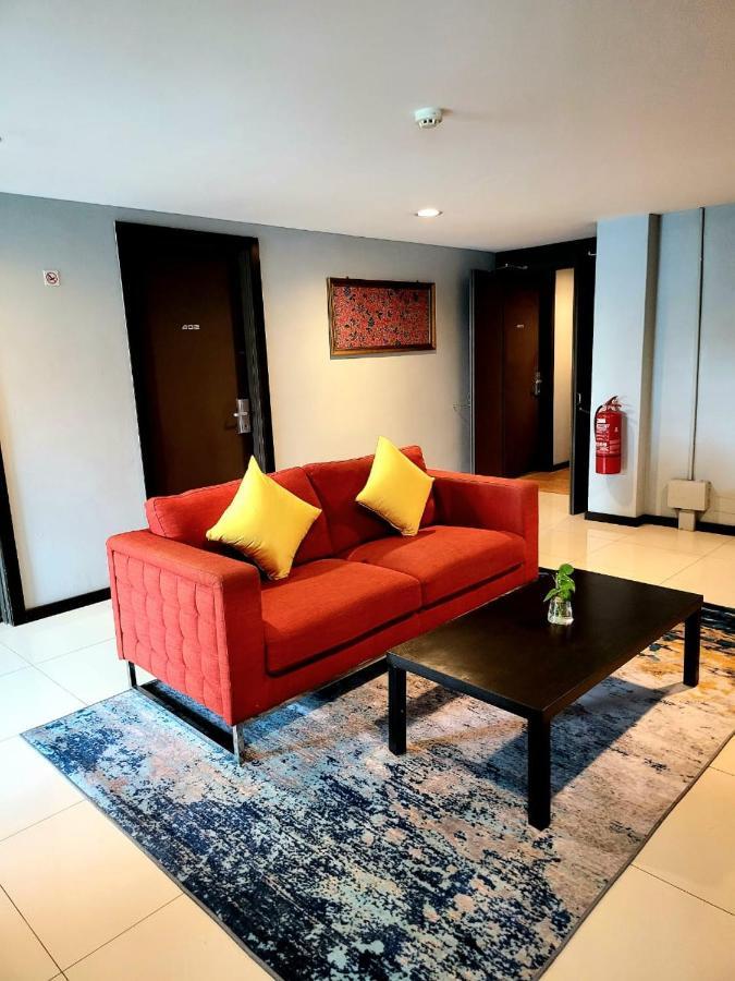 Lovita Hotel Куантан Экстерьер фото