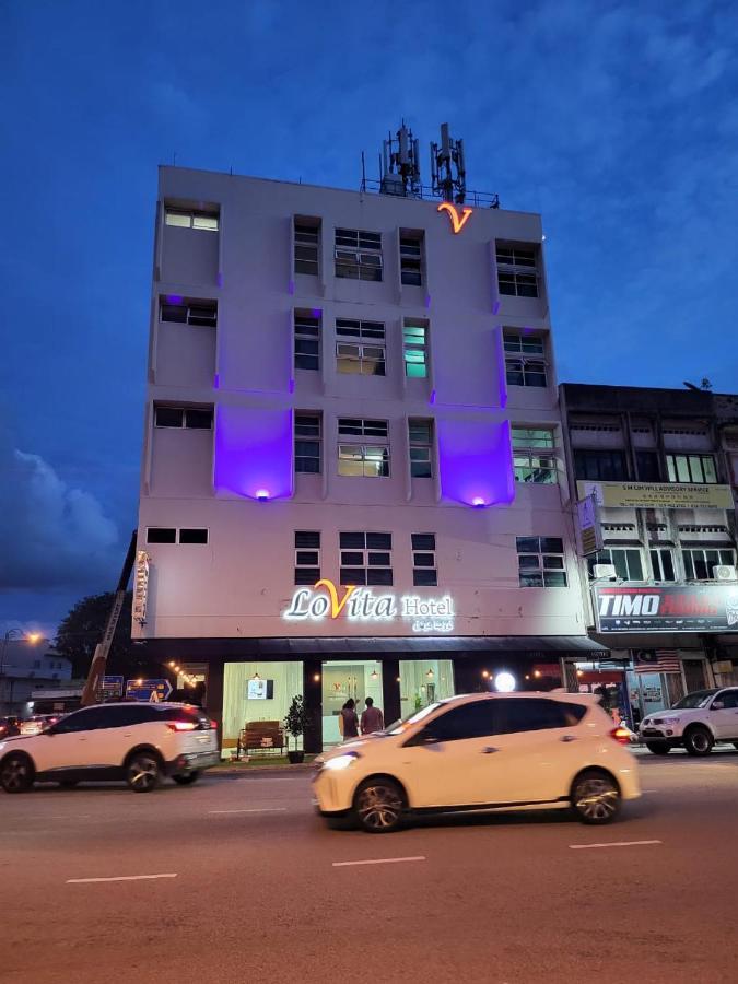 Lovita Hotel Куантан Экстерьер фото
