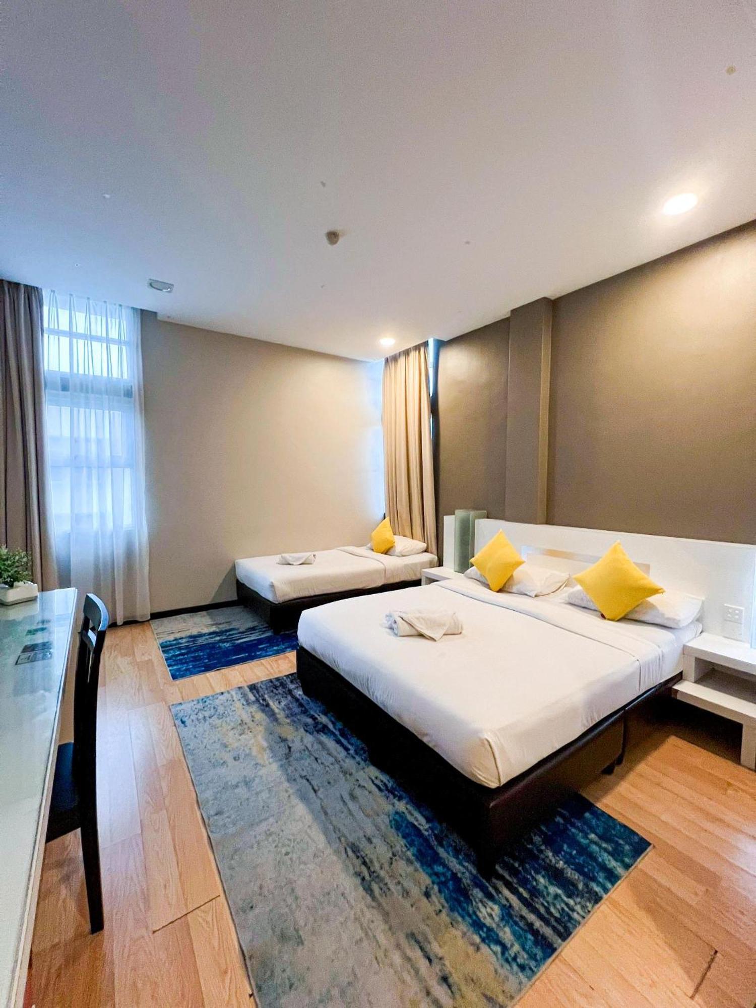 Lovita Hotel Куантан Экстерьер фото